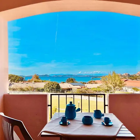 Sea View And Pool B Apartamento Baja Sardinia