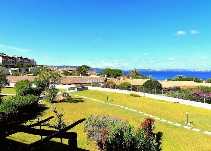 Sea View And Pool B * Baja Sardinia